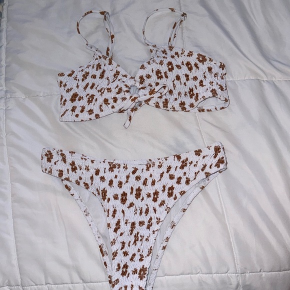 Swimsuit - Picture 1 of 1